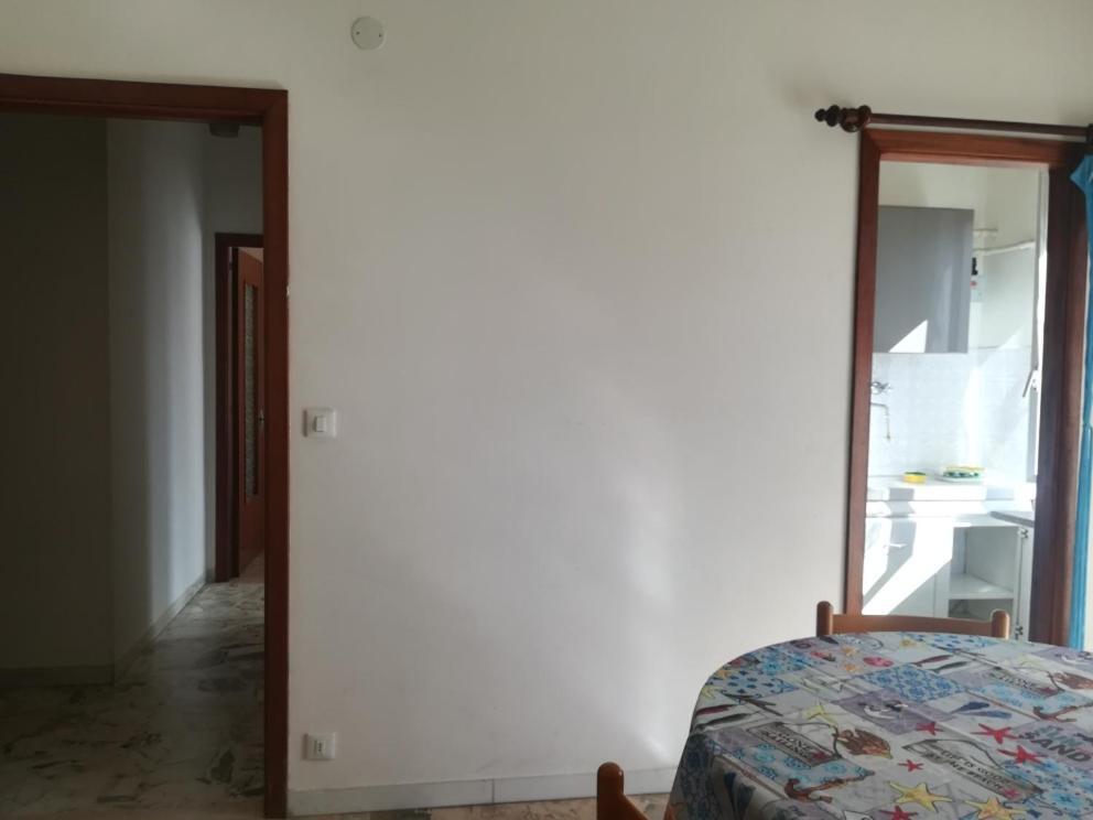 Residence Villa Carmen Fronte Mare A 50 Mt Pietra Ligure Luaran gambar