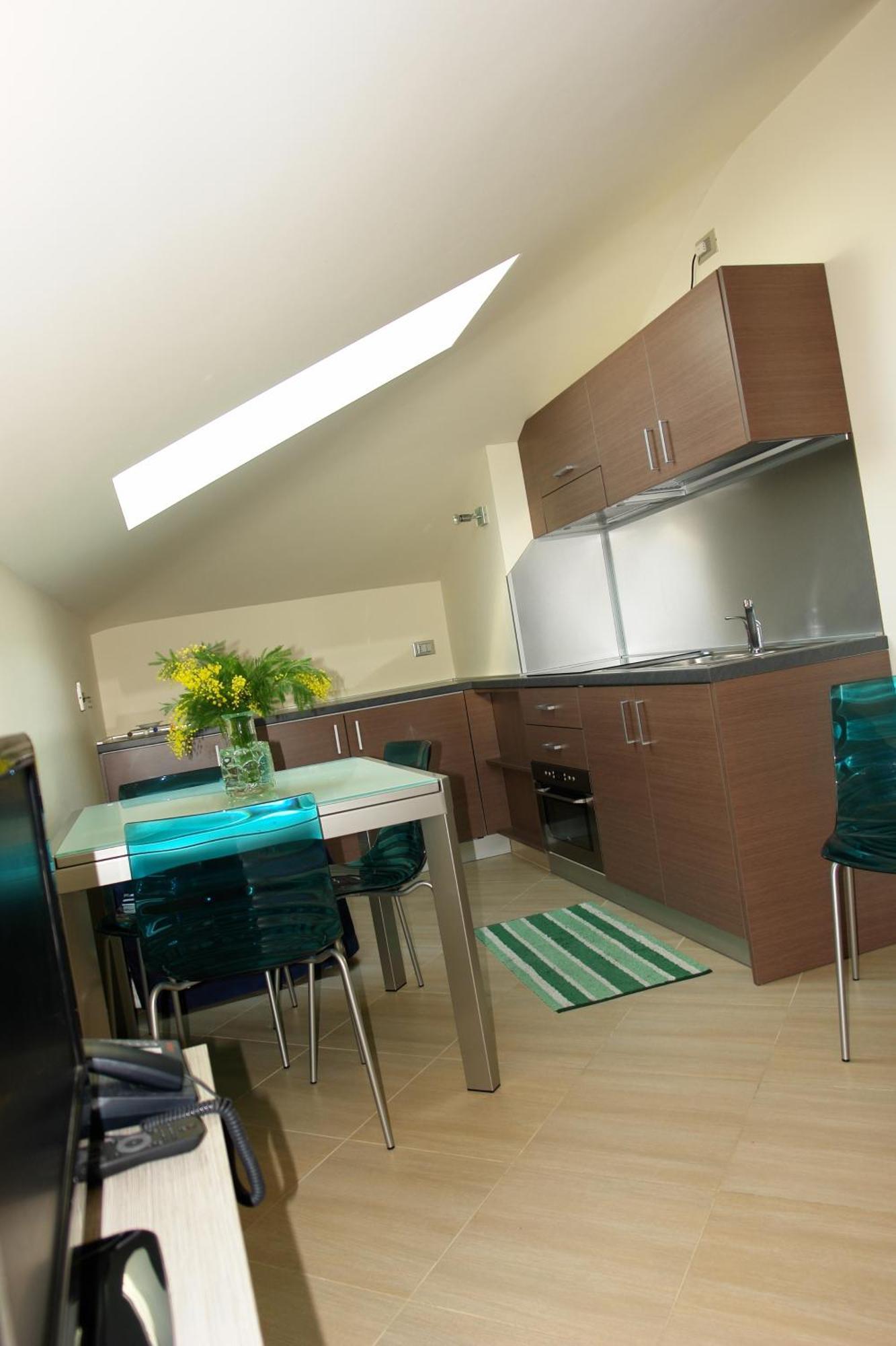 Residence Villa Carmen Fronte Mare A 50 Mt Pietra Ligure Luaran gambar