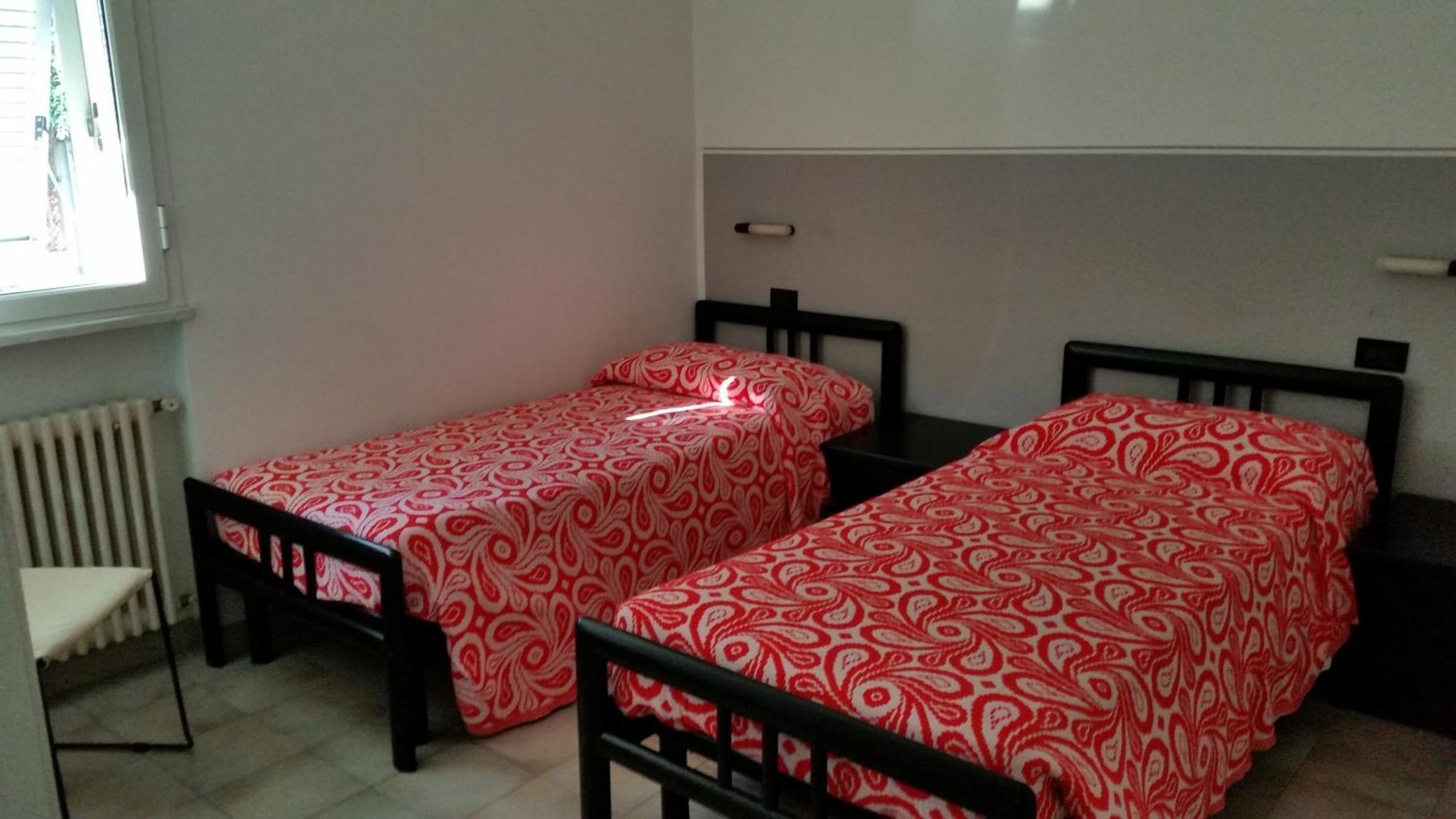Residence Villa Carmen Fronte Mare A 50 Mt Pietra Ligure Bilik gambar